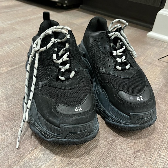 Balenciaga triple s - Picture 2 of 4